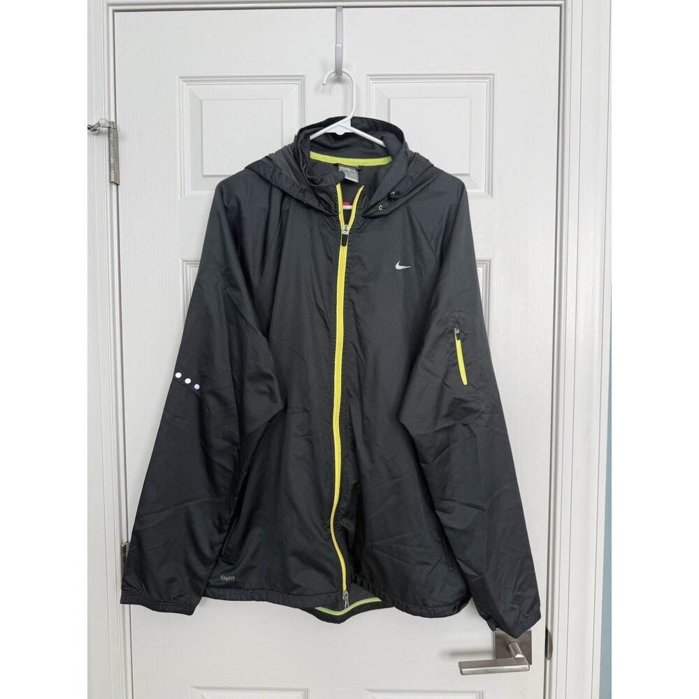 Nikefit Rain Jacket Size XL